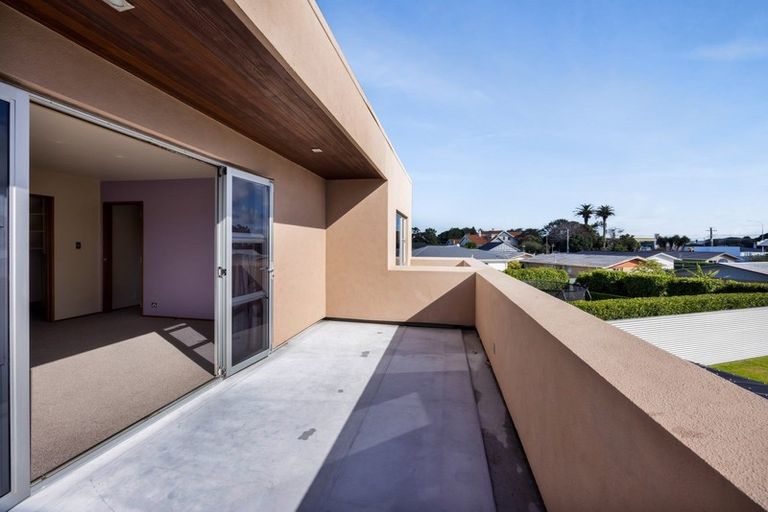 Photo of property in 19 Mccarthy Street, Hawera, 4610