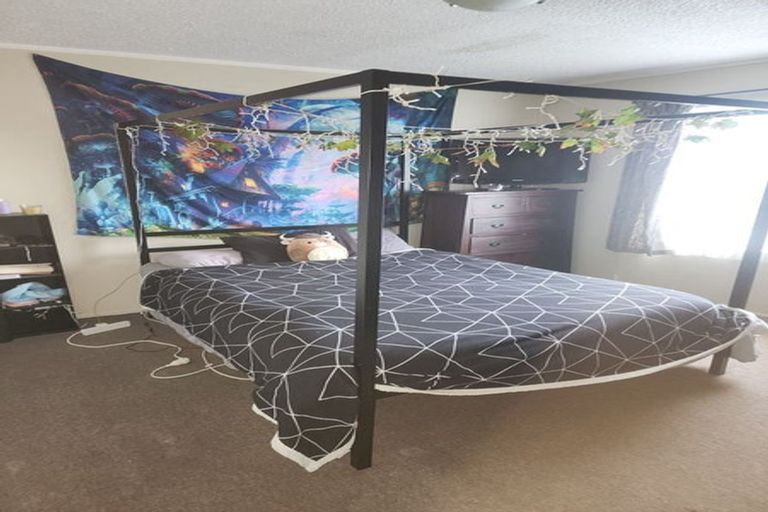 Photo of property in 12 Tyrone Grove, Wainuiomata, Lower Hutt, 5014