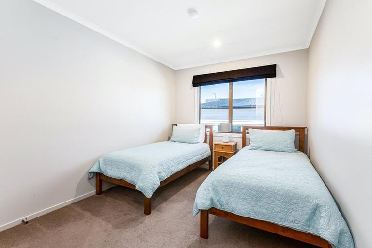 Photo of property in 85 Aotea Drive, Aotea, Porirua, 5024