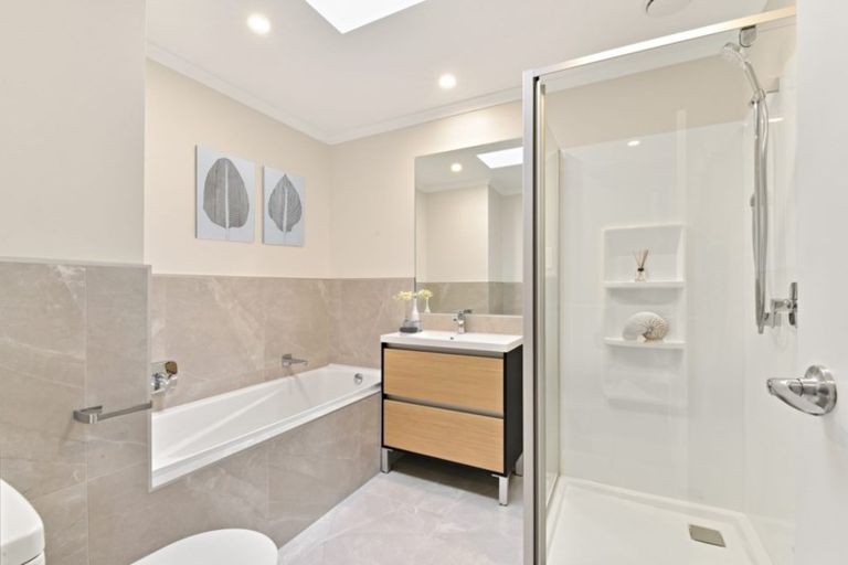 Photo of property in 17 Vincent Mcgrath Crescent, Swanson, Auckland, 0614