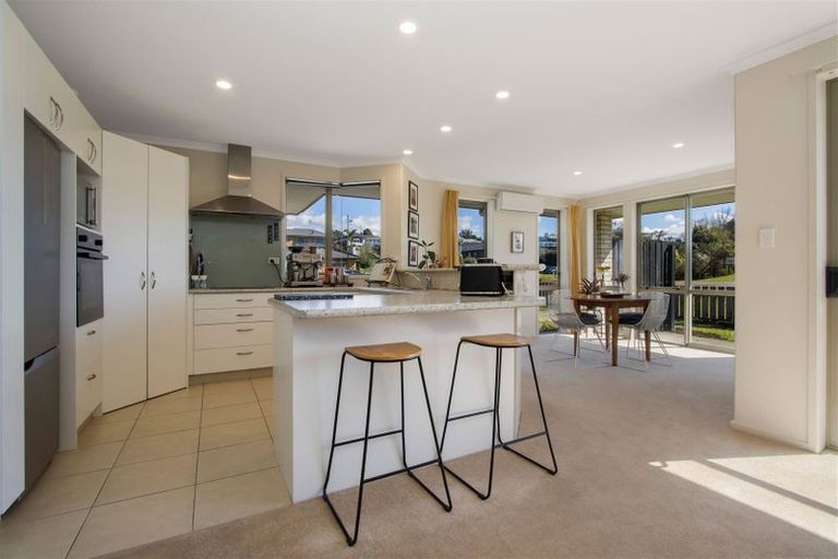 Photo of property in 15 Uretara Drive, Katikati, 3129