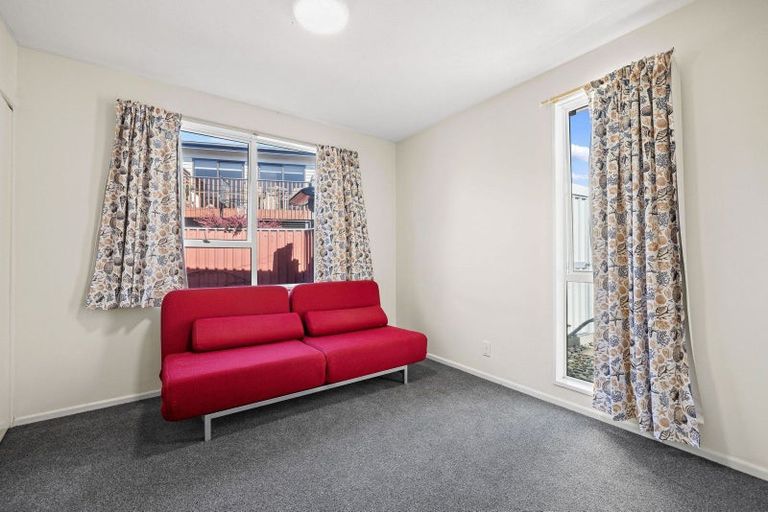 Photo of property in 7 Ludlow Place, Parklands, Christchurch, 8083