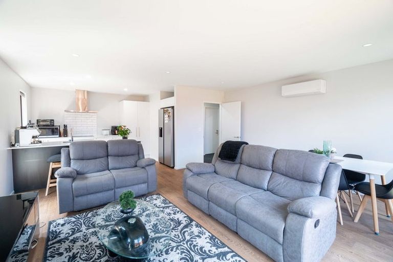 Photo of property in 17 Llew Summers Street, Belfast, Christchurch, 8051