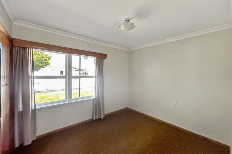 Photo of property in 29 Bledisloe Street, Levin, 5510
