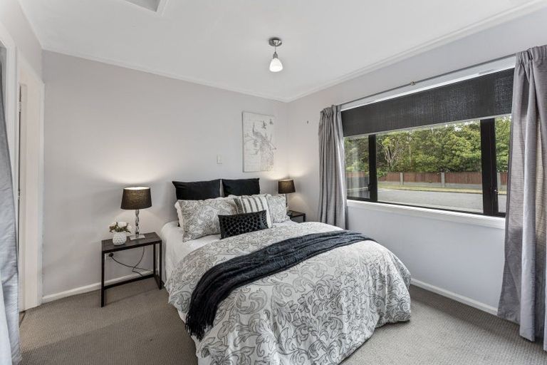 Photo of property in 56 Awamutu Grove, Waiwhetu, Lower Hutt, 5010