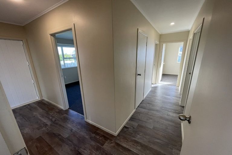 Photo of property in 19 Jupiter Street, Rosehill, Papakura, 2113