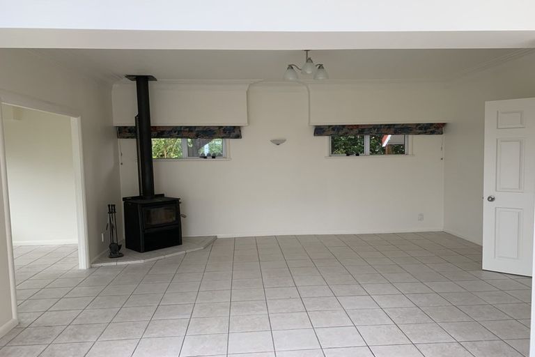 Photo of property in 53 Granger Road, Cockle Bay, Auckland, 2014