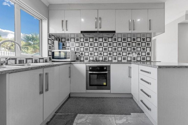 Photo of property in 11 Lochinver Road, Papatoetoe, Auckland, 2025