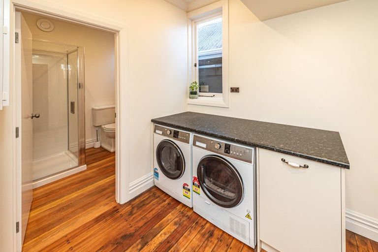 Photo of property in 4 Kent Road, Saint Johns Hill, Whanganui, 4501