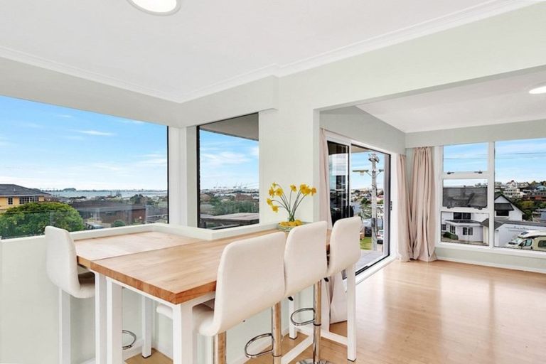 Photo of property in 1 Lemon Grove Avenue, Otumoetai, Tauranga, 3110