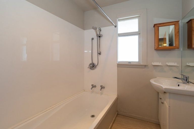 Photo of property in 69 Mcmurdo Street, Tinwald, Ashburton, 7700