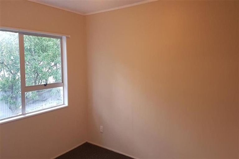 Photo of property in 1/50 Moncrieff Avenue, Clendon Park, Auckland, 2103