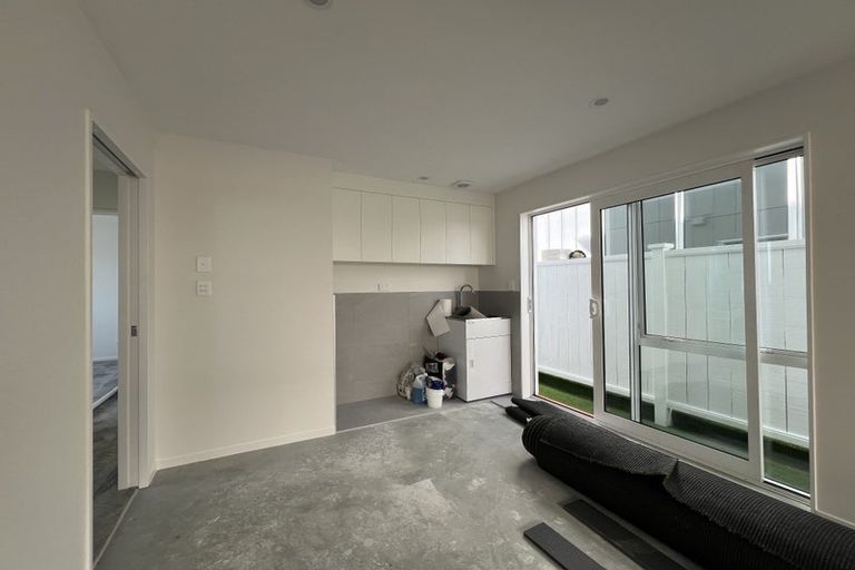 Photo of property in 319a East Coast Road, Mairangi Bay, Auckland, 0630