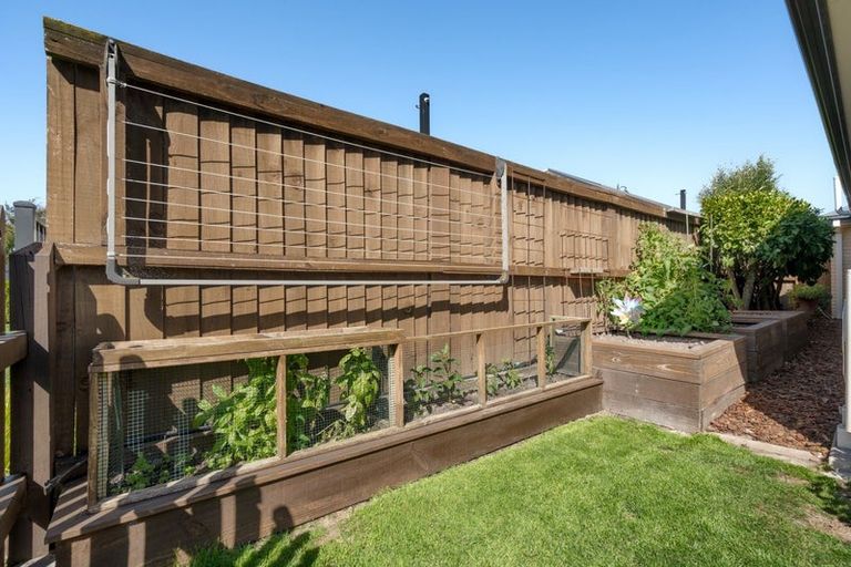 Photo of property in 23 Famille Close, Yaldhurst, Christchurch, 8042