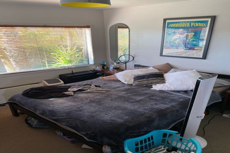 Photo of property in 779 Whangaparaoa Road, Manly, Whangaparaoa, 0930