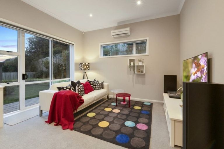 Photo of property in 54a Mandalay Terrace, Khandallah, Wellington, 6035
