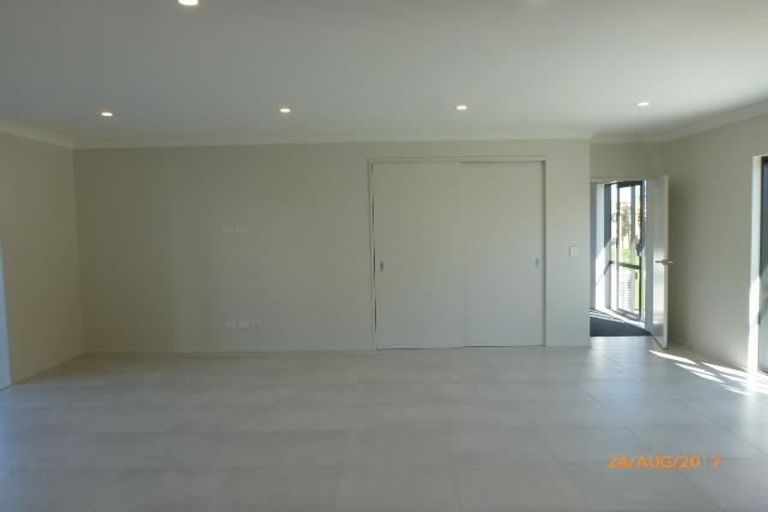 Photo of property in 32 Kaimanawa Road, Karaka, Papakura, 2113