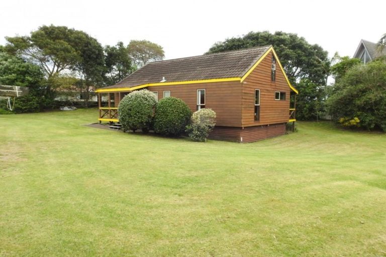 Photo of property in 14 Bagnall Place, Pauanui, Hikuai, 3579