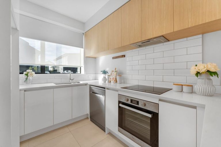 Photo of property in 2a Treloar Crescent, Hobsonville, Auckland, 0616