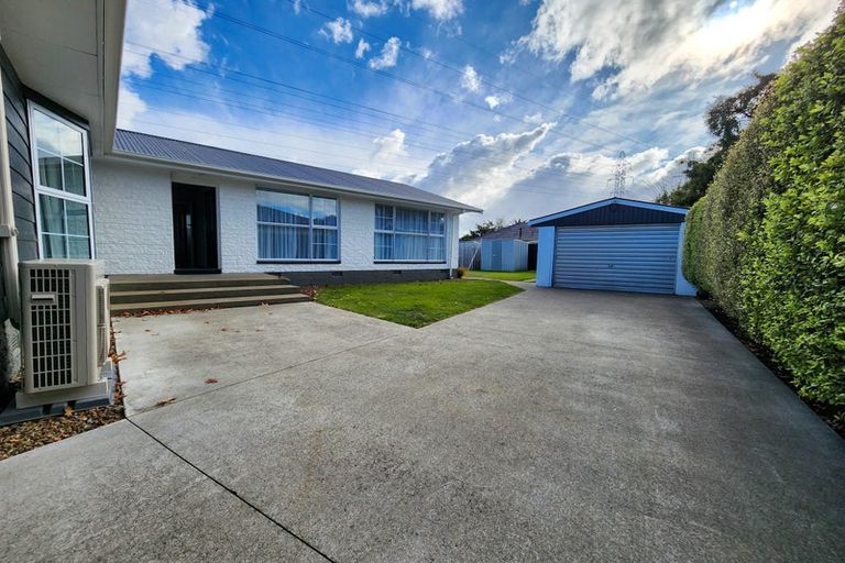 Photo of property in 14 Woodcote Avenue, Hornby, Christchurch, 8042