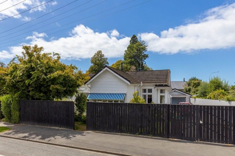 Photo of property in 37 Eltham Road, Blenheim, 7201