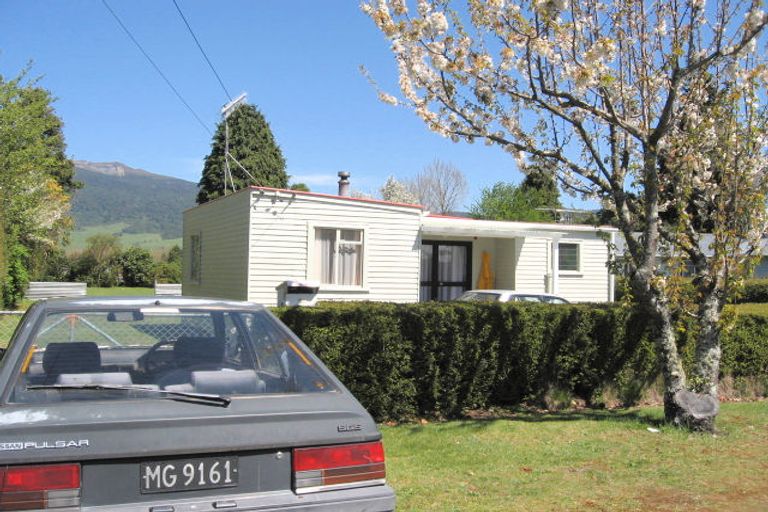 Photo of property in 41 Tongariro Road, Turangi, 3334