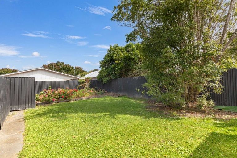 Photo of property in 28 Oxford Street, Hokowhitu, Palmerston North, 4410