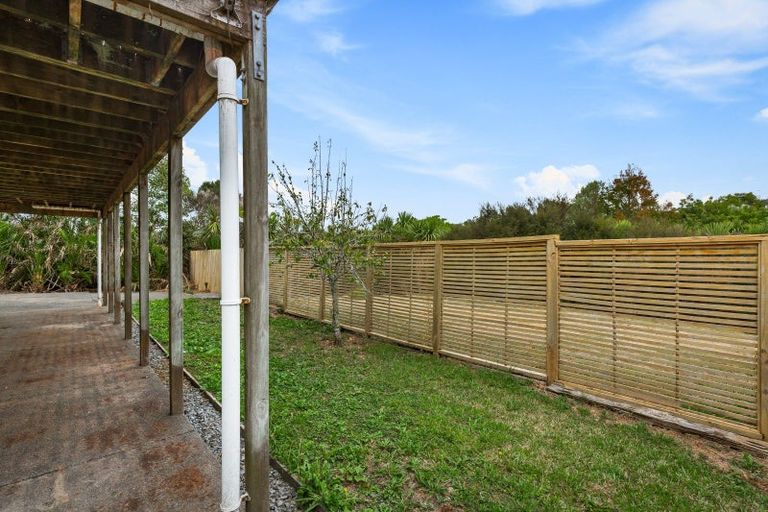 Photo of property in 6 Donald Street, Stanmore Bay, Whangaparaoa, 0932