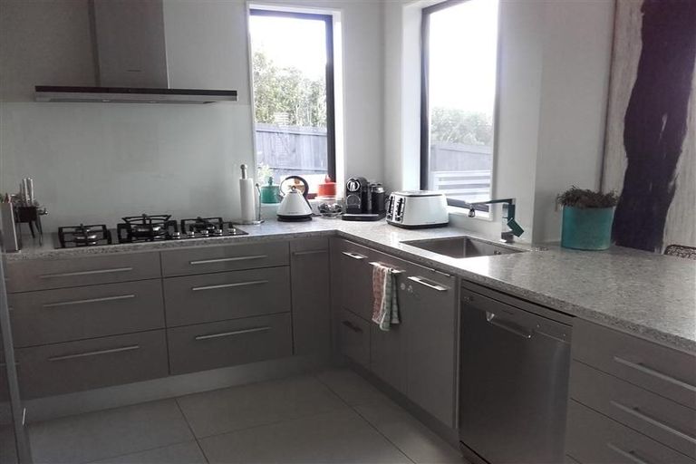 Photo of property in 10 Mauku Lane, Greenhithe, Auckland, 0632