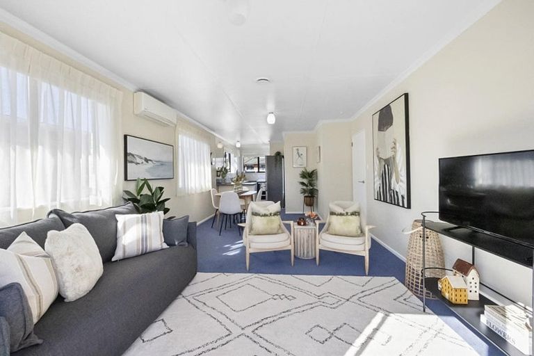 Photo of property in 19a Karamu Street, Strandon, New Plymouth, 4312