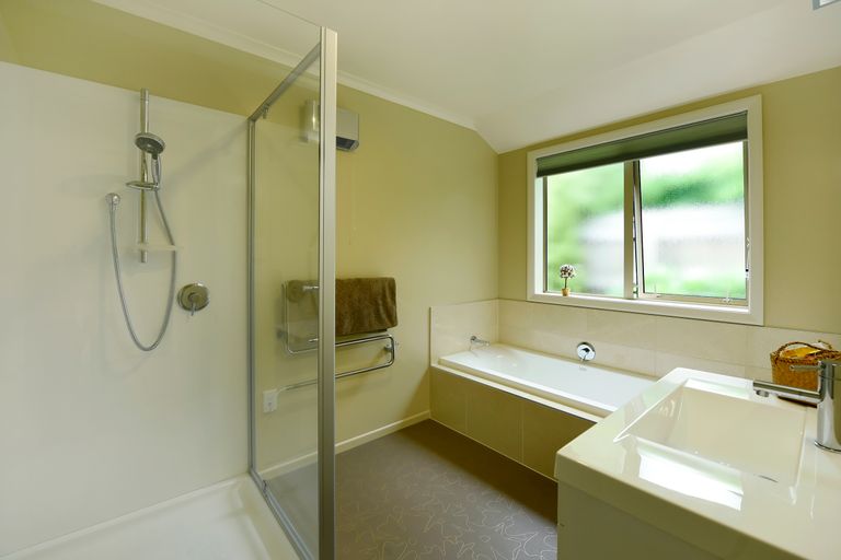 Photo of property in 9 John Sutton Place, Richmond, 7020