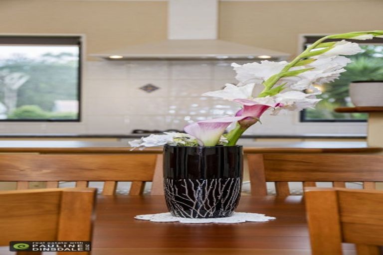 Photo of property in 17 Amalin Drive, Te Kamo, Kamo, 0185