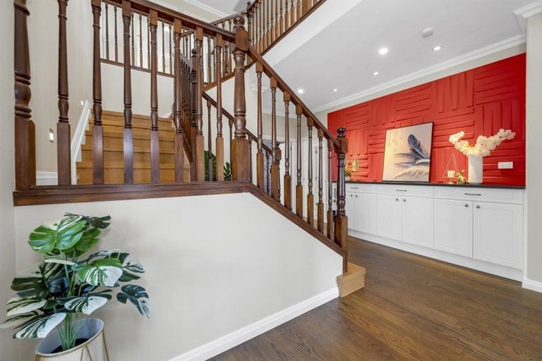 Photo of property in 16 Evelina Lane, Flat Bush, Auckland, 2019