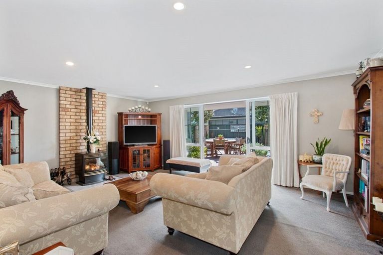 Photo of property in 70 Northwood Boulevard, Northwood, Christchurch, 8051