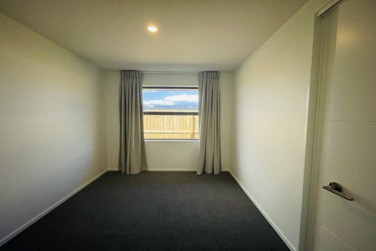 Photo of property in 10 Cabbage Close, Halswell, Christchurch, 8025