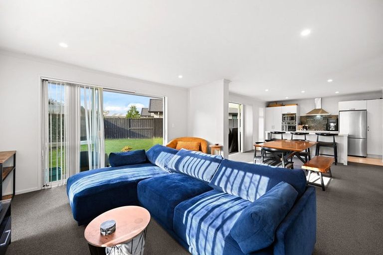 Photo of property in 19 Ladeira Place, Fitzroy, Hamilton, 3206