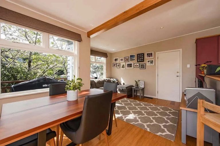 Photo of property in 38 Hathaway Avenue, Karori, Wellington, 6012