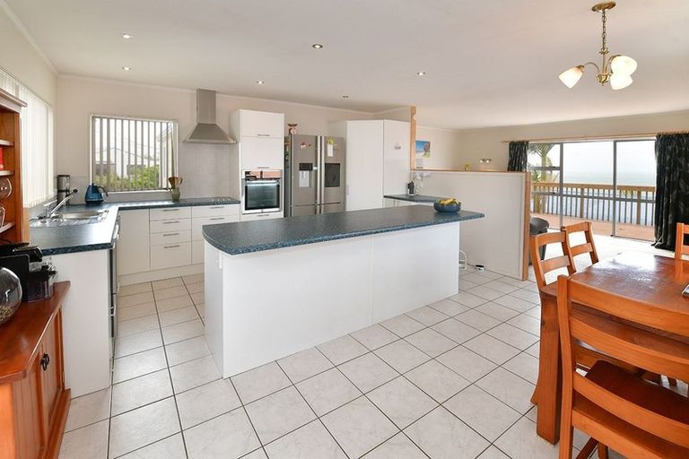 Photo of property in 483 Whangaparaoa Road, Stanmore Bay, Whangaparaoa, 0932