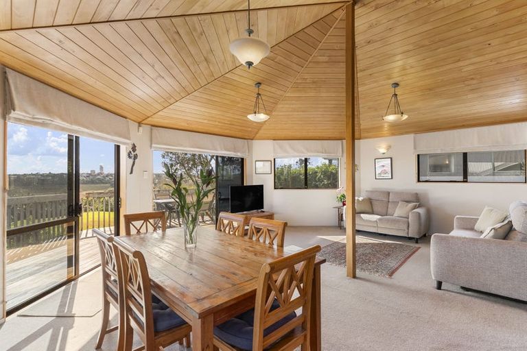 Photo of property in 2/118 Bayswater Avenue, Bayswater, Auckland, 0622