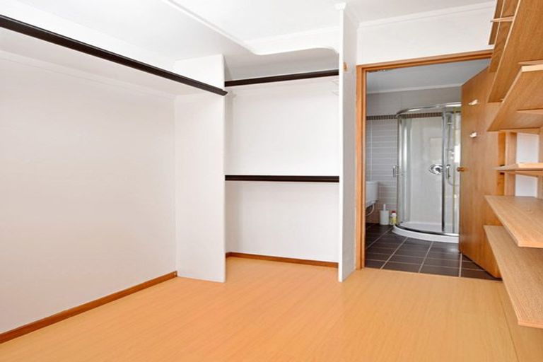 Photo of property in 2/48 Corunna Road, Milford, Auckland, 0620