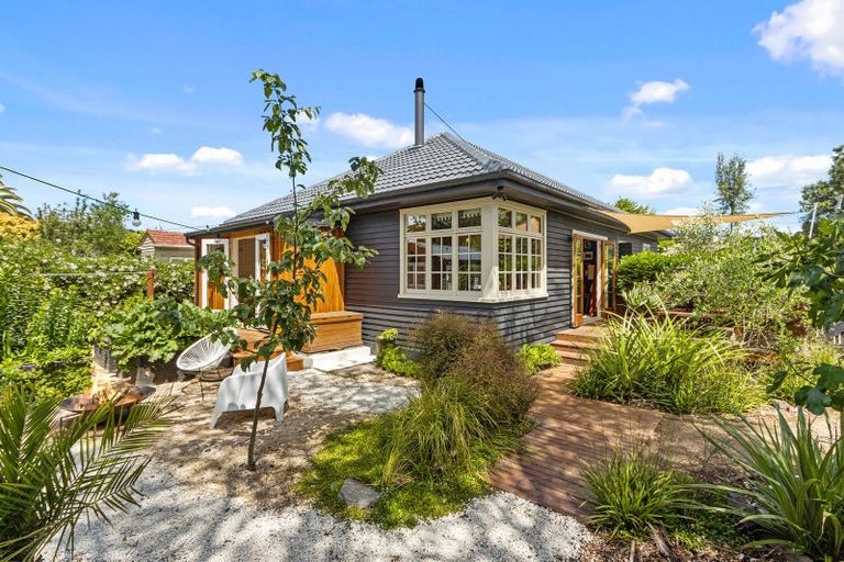 Photo of property in 11 Earl Street, Hillsborough, Christchurch, 8022