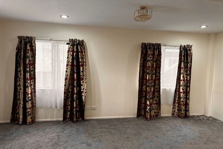 Photo of property in 38 Kenderdine Road, Papatoetoe, Auckland, 2025