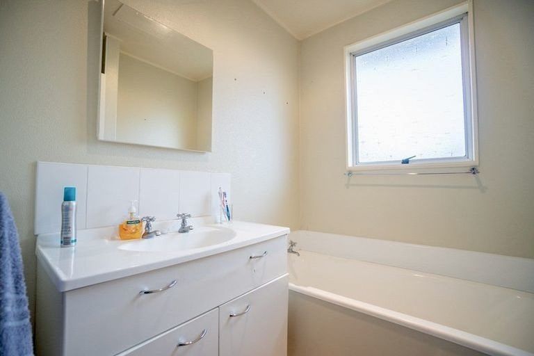 Photo of property in 105b Benmore Avenue, Cloverlea, Palmerston North, 4412