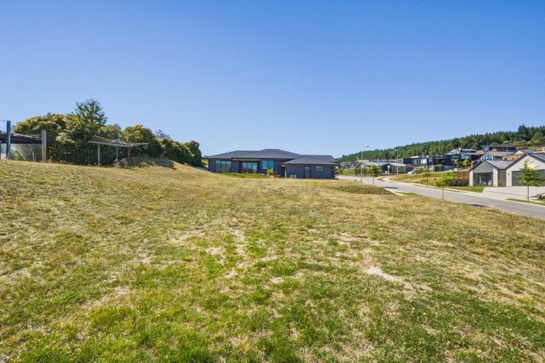 Photo of property in 38 Clearview Street, Wanaka, 9305