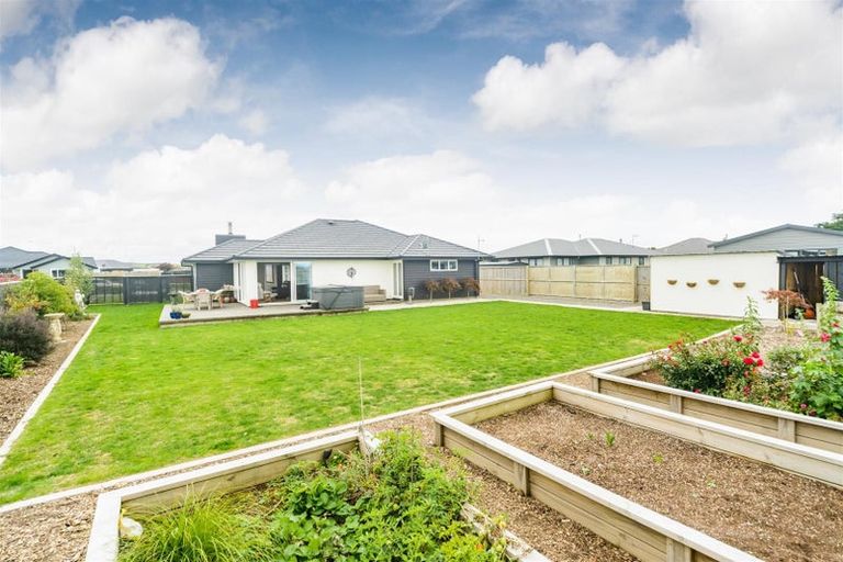 Photo of property in 19 George Street, Bulls, 4818