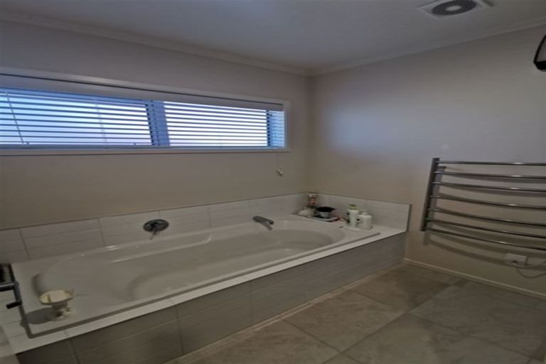 Photo of property in 141 Kittyhawk Avenue, Wigram, Christchurch, 8042