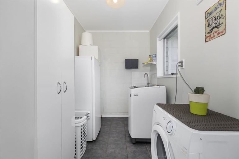 Photo of property in 2/27 Roys Road, Parkvale, Tauranga, 3112