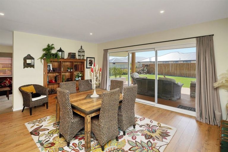 Photo of property in 1/1 Loe Place, Amberley, 7410