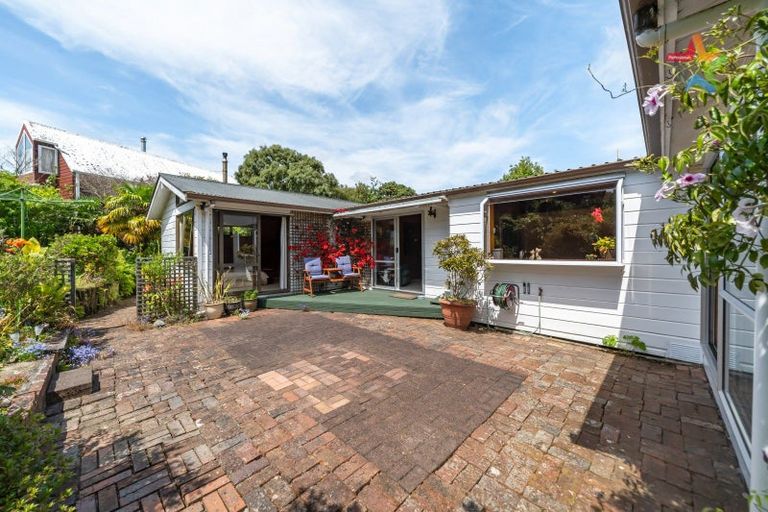 Photo of property in 7 Palm Grove, Belmont, Lower Hutt, 5010