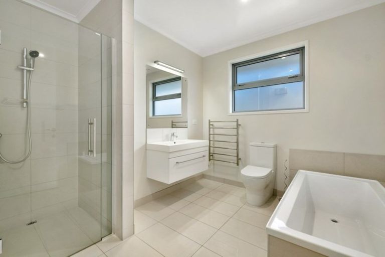 Photo of property in 4 Avalanche Place, Wanaka, 9305